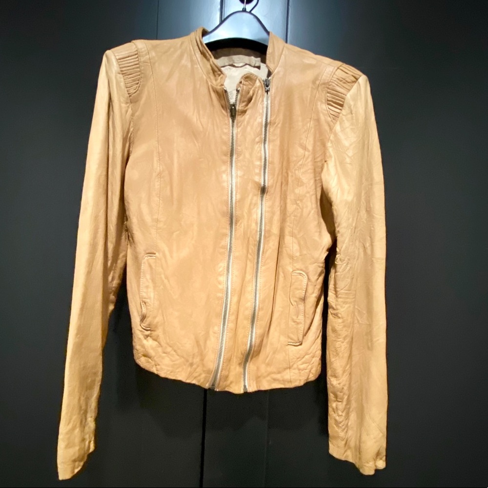 Doma Crinkled Tan Leather lightweight jacket. EUC